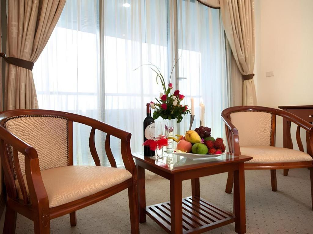 Cwd Hotel Hanoi Exterior foto